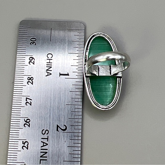 New Green Cats Eye Monalisa Stone Silver Overlay Ring Size 6.5 - 6.75 - Picture 9 of 9
